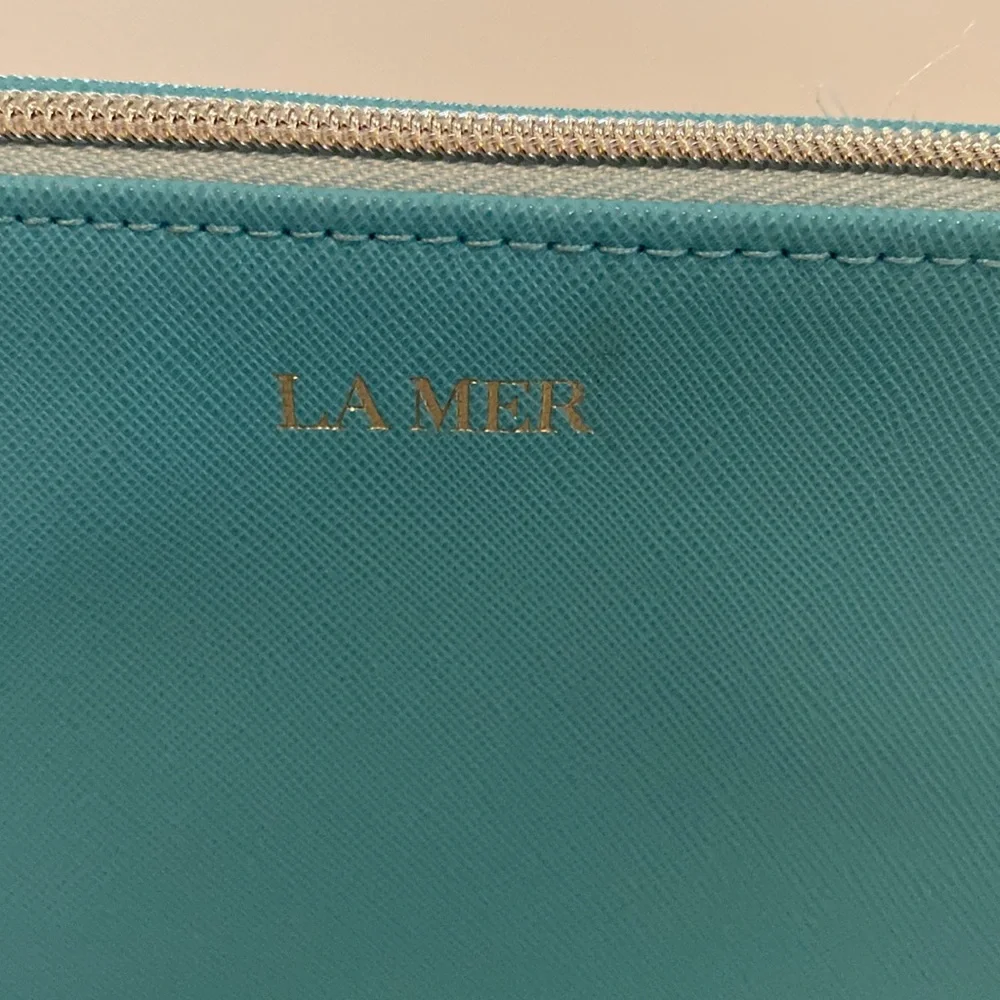 La Mer Blue Cosmetic Makeup Toiletry Travel Bag Case Zipper Vegan Leather Pouch